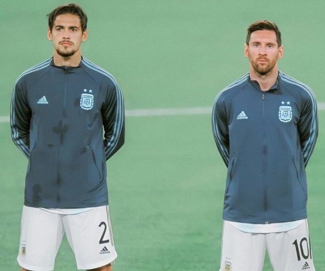 英超战报：梅里诺传射，萨卡建功，阿森纳2-0布伦特福德（英超：梅里诺传射+萨卡破门，阿森纳2-0力克布伦特福德）