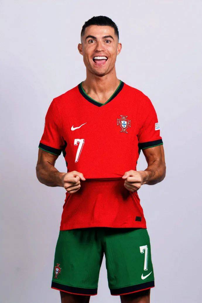 德甲前瞻：柏林联合主场御敌能爆冷？拜仁冲17连胜再刷纪录（德甲前瞻：柏林联合坐镇主场能否掀翻强敌？拜仁剑指17连胜冲击新纪录）