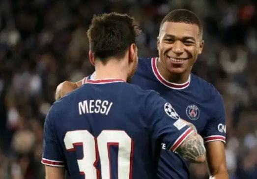 斯内德：亚马尔未来或超越梅西，他未来10年不会离开巴萨（斯内德：亚马尔有望超越梅西，未来十年大概率留在巴萨）