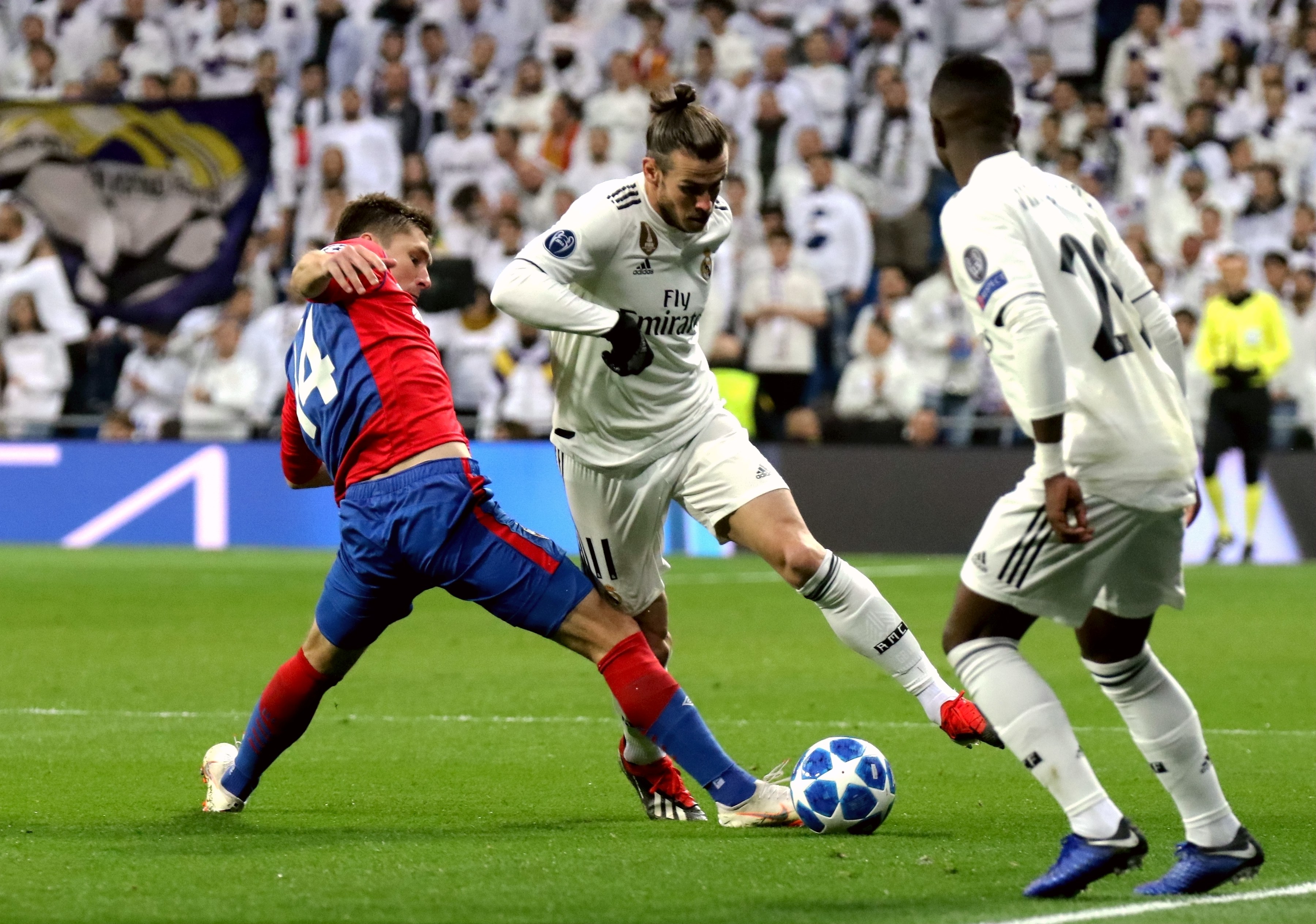 法国巴黎银行上调博彩股评级