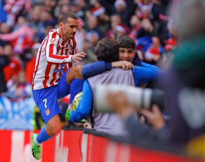 踢球者评德甲本轮最佳阵容：凯恩、奥利塞、莱默尔等人在列（《踢球者》评出德甲本轮最佳阵容：凯恩、奥利塞、莱默尔入选）