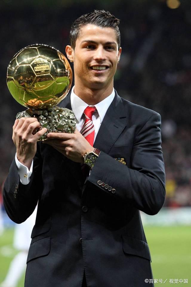 英联杯战报：麦利绝杀，托纳利献助攻，纽卡2-1富勒姆晋级四强（英联杯：麦利压哨制胜，托纳利送助攻，纽卡2-1富勒姆挺进四强）