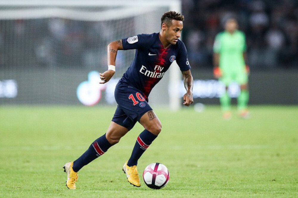 中超末轮前瞻：上海双雄冲击冠军，海牛、梅州争保级最后席位